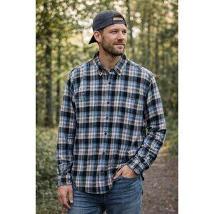 Carhartt Men's Large Relaxed Fit Cotton Plaid Button-Up Shirt